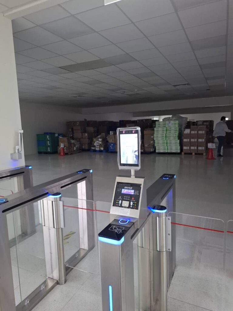 JET OPTO — 車用娛樂系統安防與 ESD 防護